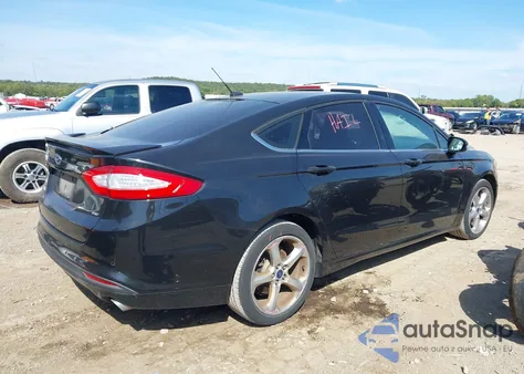 2015 Ford Fusion Se z USA, uszkodzony, nr VIN 3FA6P0H74FR213958